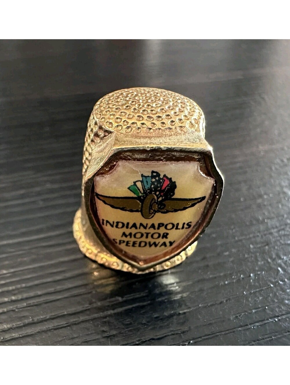 Vtg Indianapolis Motor Speedway Indy 500 Souvenir Gold Tone Metal Thimble EUC